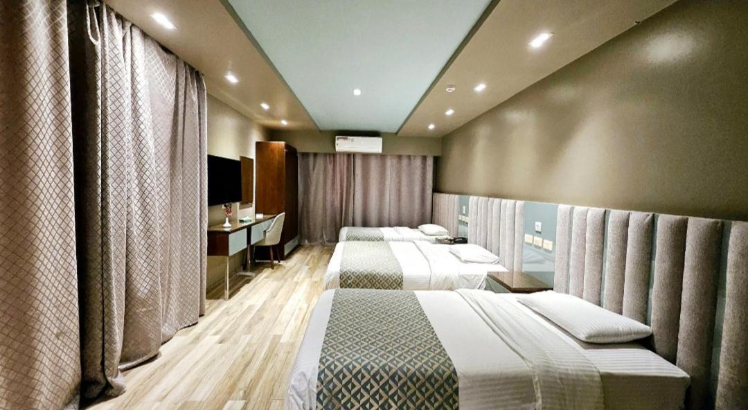 Grand Bayan Hotel & Apt At Nile Plaza Kairo Zimmer foto